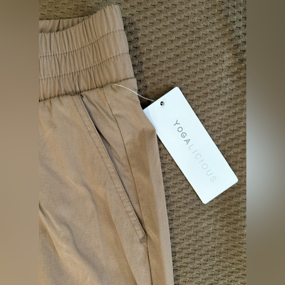 NWT Yogalicious Leafless Tree Trekki Modern Day Pant - L - Picture 2 of 8